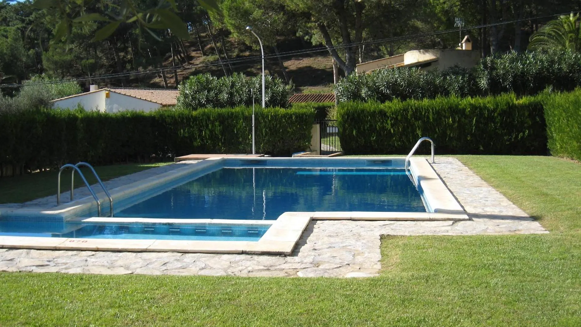 Casa Con Gran Jardin Privado Y Piscina Comunitaria En Torroella De Montgri - Es-323-44 Villa L'Estartit